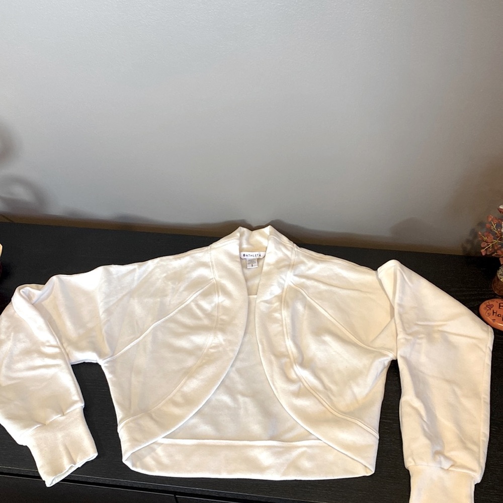 ATHLETA cream crop sweatshirt size small petite